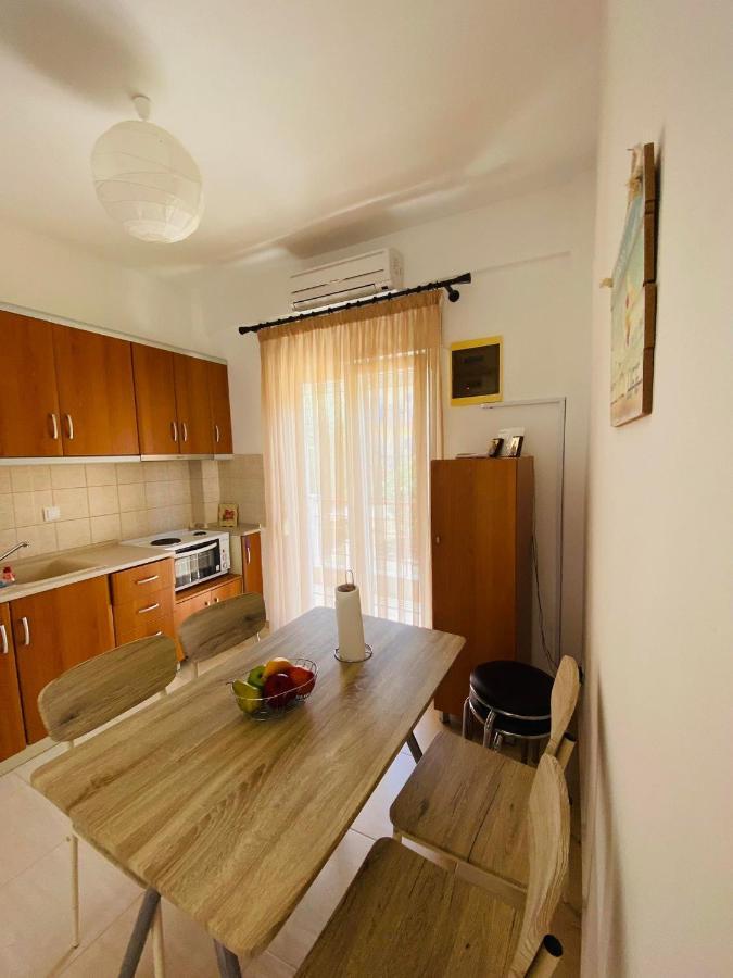Chrisa'S Guest House 스칼라 포타미아스 외부 사진