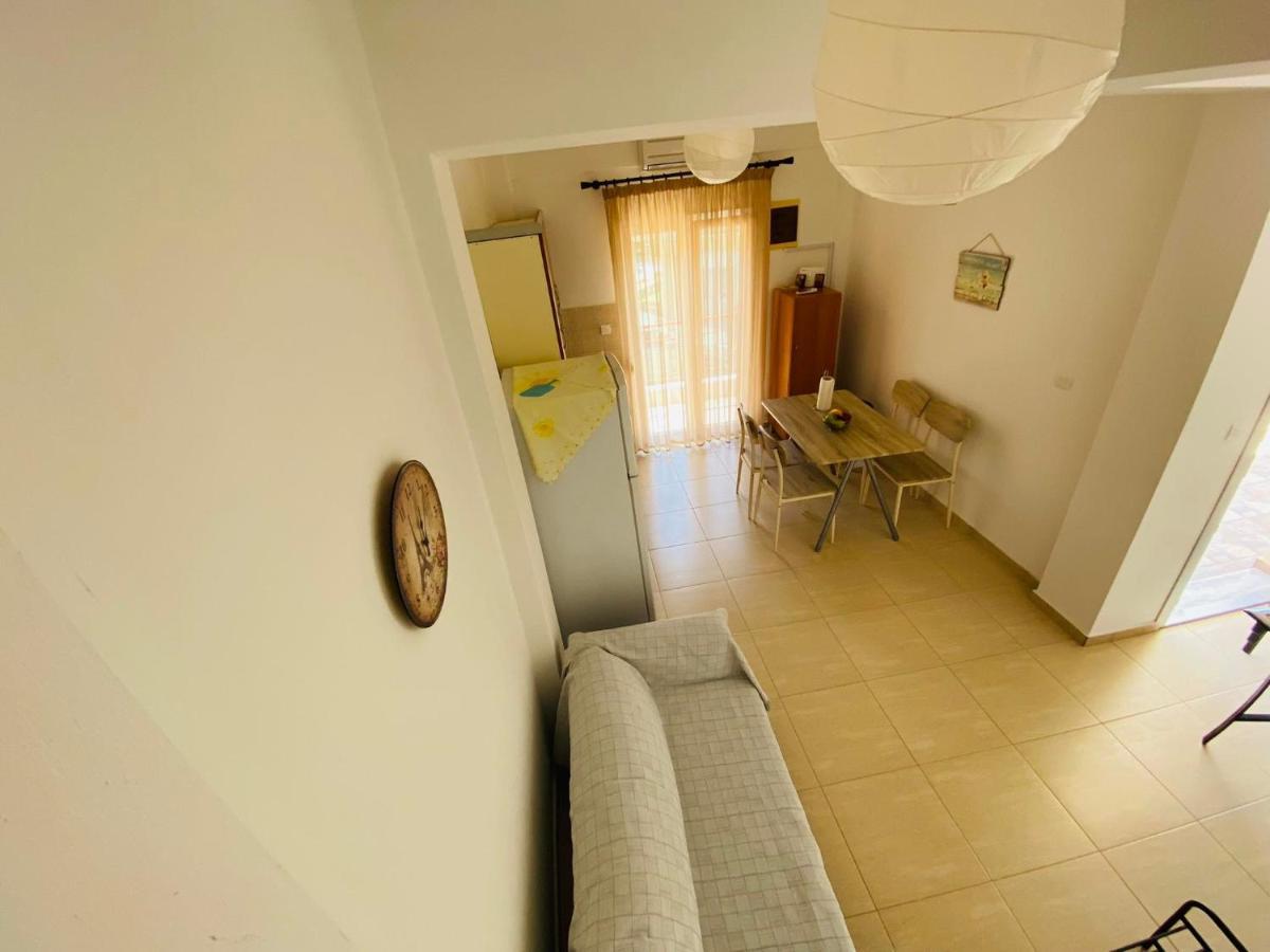 Chrisa'S Guest House 스칼라 포타미아스 외부 사진